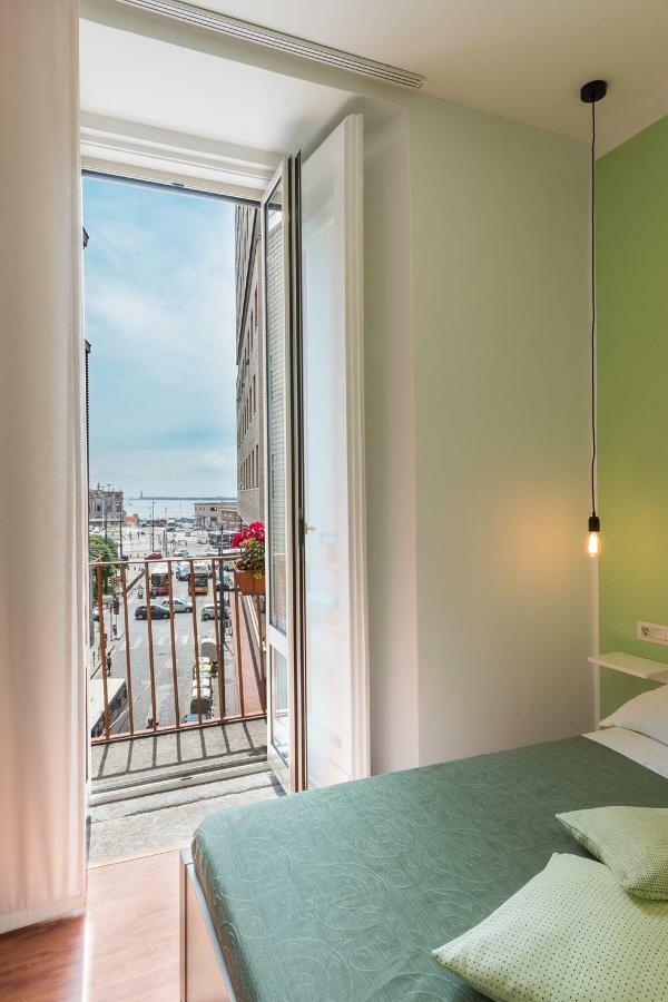 B&B Monserrato Napoli Bagian luar foto