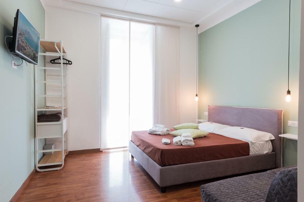 B&B Monserrato Napoli Bagian luar foto