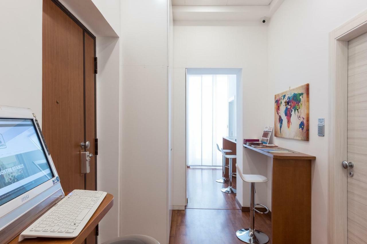 B&B Monserrato Napoli Bagian luar foto